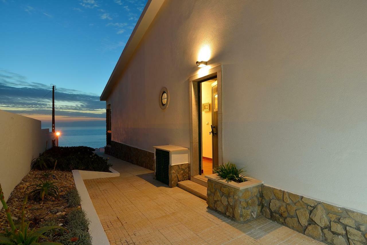 Villa Over The Ocean In Magoito-Sintra Luaran gambar